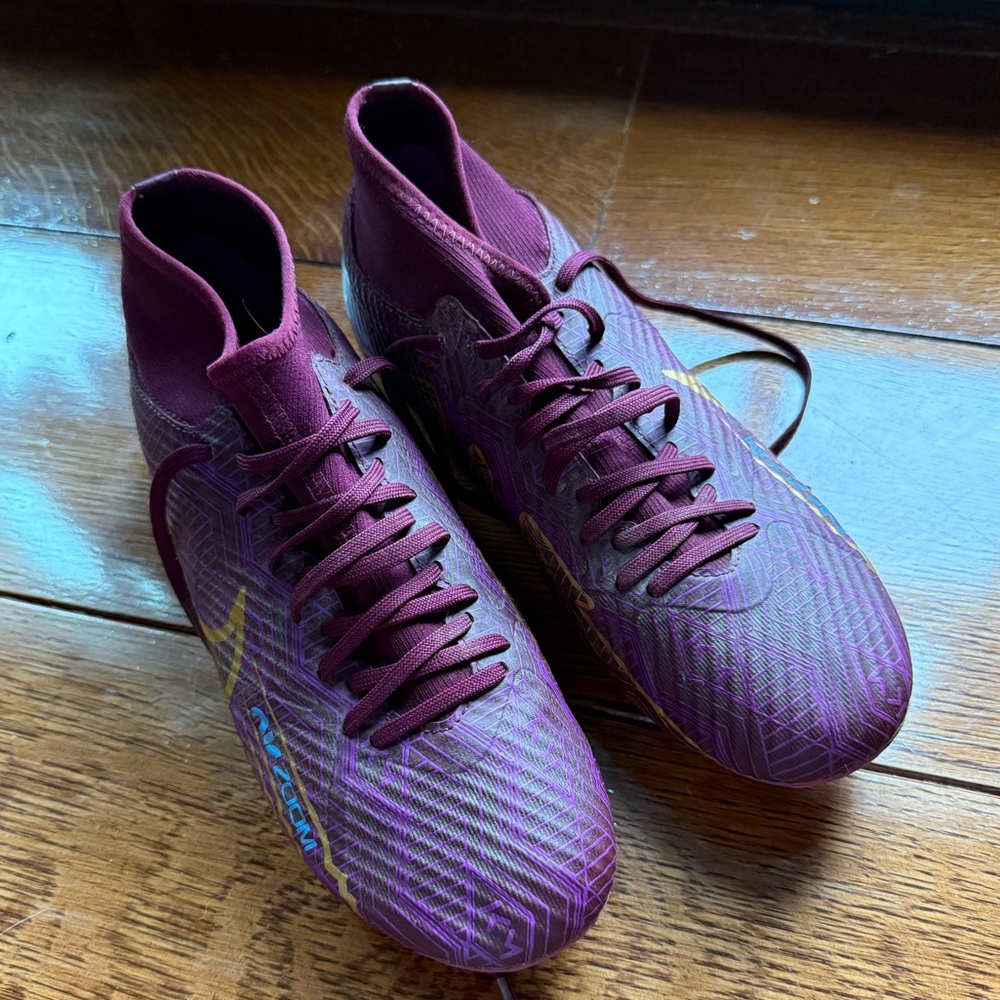 NIKE AIR ZOOM MERCURIAL SUPERFLY IX ACADEMY youth 6.5